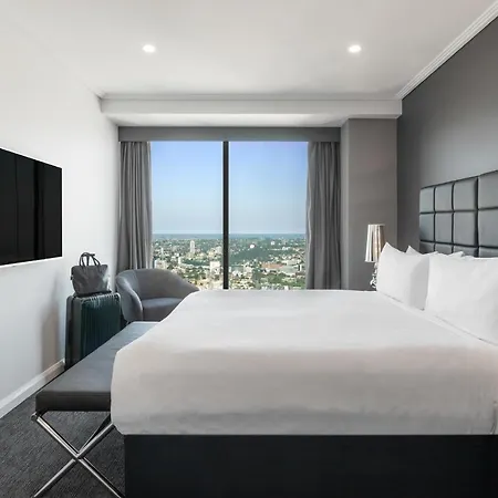 Meriton Suites World Tower, Sydney Exterior photo A bedroom at the hotel