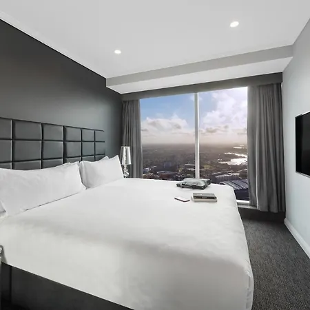 Meriton Suites World Tower, Sydney Exterior photo A bedroom at the hotel
