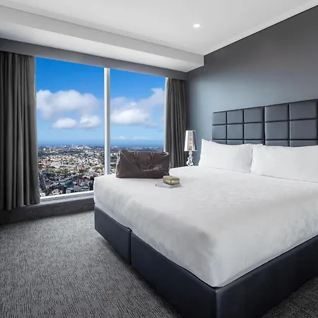 Meriton Suites World Tower, Sydney Exterior photo A bedroom at the hotel