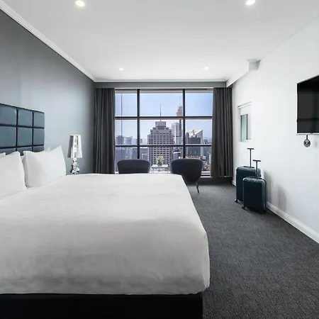 Meriton Suites World Tower, Sydney Exterior photo A room at the hotel
