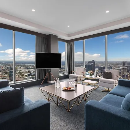 Meriton Suites World Tower, Sydney Exterior photo The living room of a typical apartment