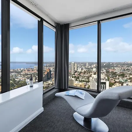 Meriton Suites World Tower, Sydney Exterior photo The view from a typical apartment